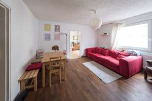 Hausalternative, sofort bezugsfrei - 5-Zimmer-Wohung mit Balkon