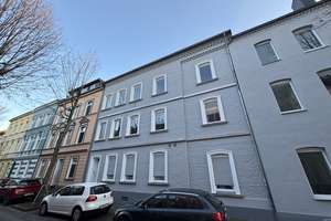 Renditeobjekt!
Saniertes Mehrfamilienhaus in Düren-Nord! – Die vollständige Adresse der Immobilie erhältst du vom Anbieter., 52353 Nord-Düren, Düren – Vorschaubild 1