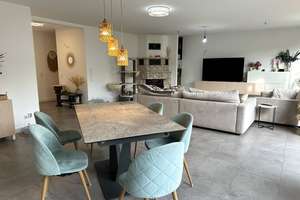 Traumhafter Bungalow mit Garten und vermieteter Doppelhaushälfte in Duisburg-Vierlinden! – Die vollständige Adresse der Immobilie erhältst du vom Anbieter., 47178 Vierlinden, Duisburg – Vorschaubild 6