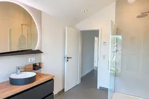 LANGENHAGEN/ENGELBOSTEL: Doppelhaushälfte mit hochw. Ausstattung - NEUBAU-ERSTBEZUG. – Hannover (Kreis) – Vorschaubild 25