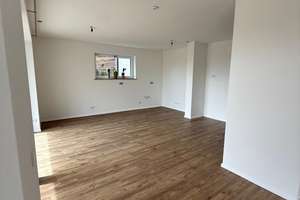 Großzügige 5-Zimmer-Wohnung in Schwandorf – Die vollständige Adresse der Immobilie erhältst du vom Anbieter., 92421 Schwandorf – Vorschaubild 12