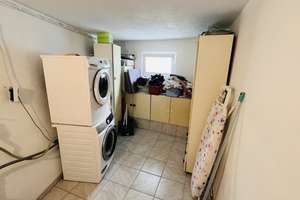 PRAKTISCHES EINFAMILIENHAUS  IN RUHIGER LAGE MIT SCHEUNE, GARAGE, 8  ZIMMERN & VIEL POTENZIAL – Die vollständige Adresse der Immobilie erhältst du vom Anbieter., 72516 Scheer – Vorschaubild 9