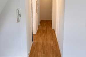 Schöne 4-Zimmer-DG-Wohnung in Krefeld – Melanchthonstraße 61, 47805 Dießem/Lehmheide, Krefeld – Vorschaubild 5