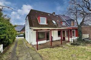 Eine tolle Adresse für Familien! – Die vollständige Adresse der Immobilie erhältst du vom Anbieter., 24113 Gaarden-Süd und Kronsburg, Kiel – Vorschaubild 2