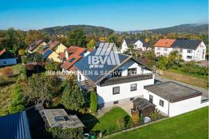 Großzügiges Einfamilienhaus mit PV-Anlage und viel Platz in Schwarzach bei Nabburg – Bachstraße 8, 92548 Schwarzach bei Nabburg – Vorschaubild 1