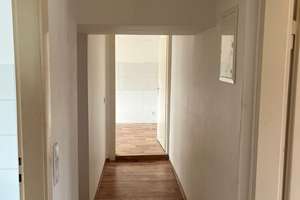 Große modernisierte 2-Zimmer-Dachgeschosswohnung in zentraler Lage – Kaelberanger 13, 38226 Lebenstedt, Salzgitter – Vorschaubild 6