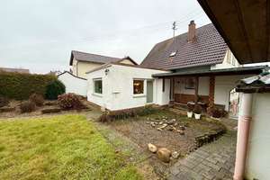 Marko Winter Immobilien - Aglasterhausen:Einfamilienhaus mit Balkon, Terrasse und Grundstück – Die vollständige Adresse der Immobilie erhältst du vom Anbieter., 74858 Aglasterhausen – Vorschaubild 8