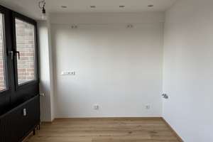Einzimmerwohnung mit großem Balkon in zentraler Lage. 600m zur KÖ, 300m zum HBF. – Charlottenstraße 49, 40210 Stadtmitte, Düsseldorf – Vorschaubild 4