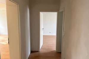 Lichtdurchflutete 2,5-Zimmer-Wohnung im 1. Obergeschoss in Gelsenkirchen-Ückendorf! – Bochumer Straße 247, 45886 Ückendorf, Gelsenkirchen – Vorschaubild 3