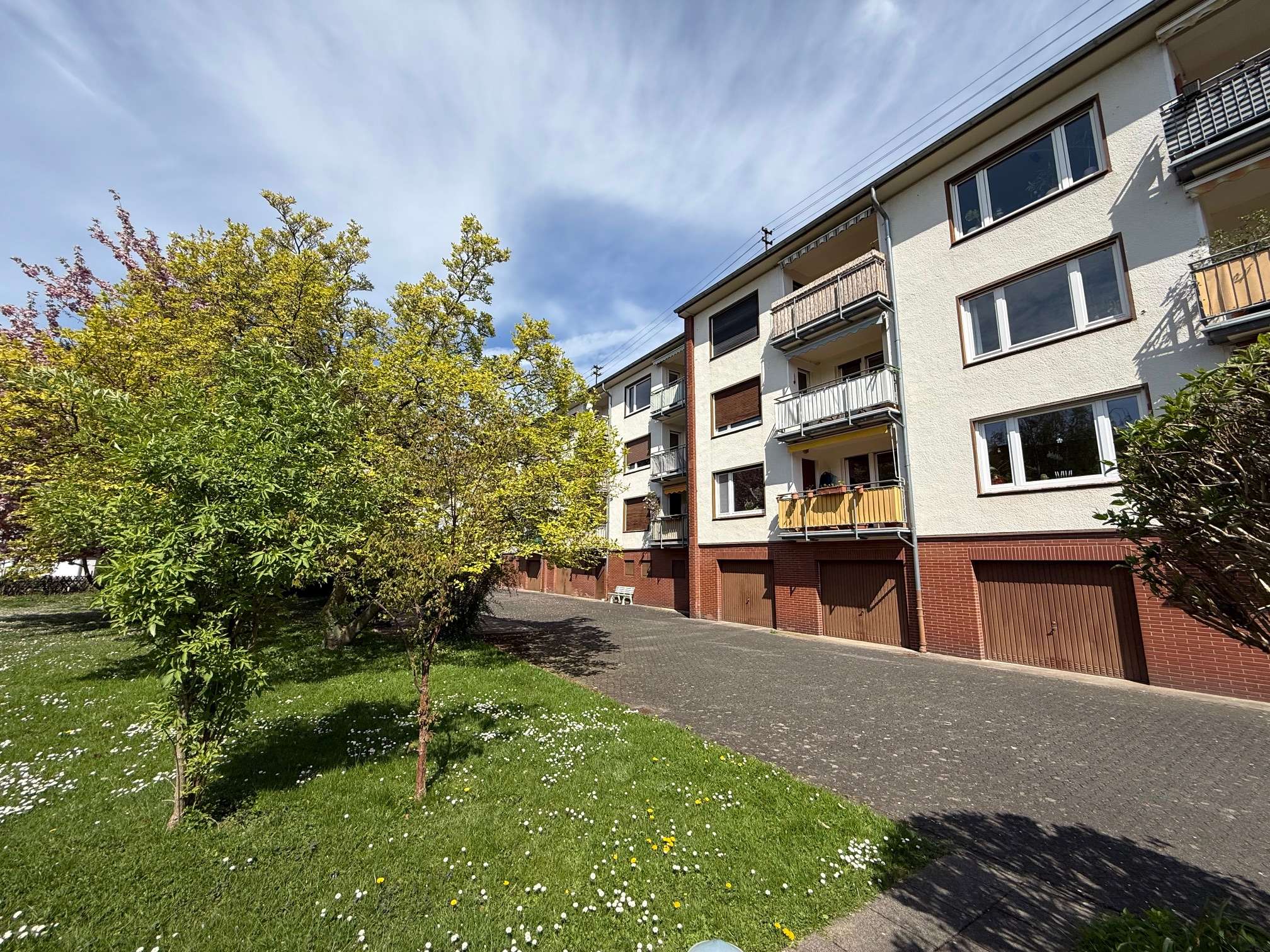 Sanierungsbedürftige 2 Zimmer Wohnung in TOP Lage von Bonn Beuel, Bonn – Bild 3