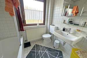 Mehrgenerationenhaus in traumhafter Ortsrandlage – Reutlingen (Kreis) – Vorschaubild 5