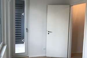 Schöne 3-Zimmer-Wohnung mit Einbauküche und Balkon in Lochhausen, München – Henschelstraße 31, 81249 Lochhausen, München – Vorschaubild 16