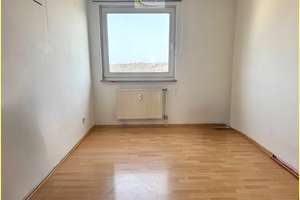 3-ZImmerwohnung mit Balkon im 5.OG, Kellerraum in Bonn Beuel – Die vollständige Adresse der Immobilie erhältst du vom Anbieter., 53229 Beuel-Ost, Bonn – Vorschaubild 13