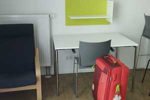 Fully furnished and ideally located apartment ( Net 655 euros including heating) – Haugerglacisstraße 5C, 97080 Würzburg – Vorschaubild 1