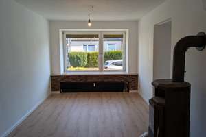 VIDEORUNDGANG: Komplett renovierte  4,5-Zimmer-Doppelhaushälfte mit EBK in Bremen Hemelingen – Auf dem Kronsberg 36, 28309 Hemelingen (Ortsteil), Bremen – Vorschaubild 6