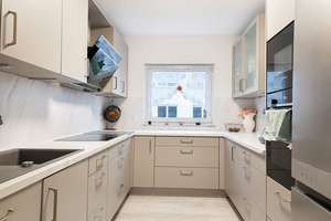 Gepflegtes Haus, helle Wohnung – Die vollständige Adresse der Immobilie erhältst du vom Anbieter., 64283 Eberstadt, Darmstadt – Vorschaubild 3