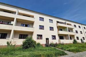 Hell, freundlich und gemütlich - Balkon und Einbauküche inklusive!
