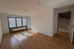 Modernes Einfamilienhaus mit angrenzender Grünfläche , 2 Terrassen und 1 Balkon - von privat – Ringstraße 79, 76356 Karlsruhe (Kreis) – Vorschaubild 17