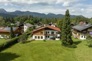 Das Landhaus für die Familie! Rarität: Zweifamilienvilla mit zus. Appartement, Kachelofen & Wellness – Garmisch-Partenkirchen (Kreis) – Vorschaubild 110