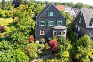 Charmantes Familienhaus mit zwei Wohneinheiten, traumhaftem Garten und großem Entwicklungspotenzial – Die vollständige Adresse der Immobilie erhältst du vom Anbieter., 42897 Stadtgarten, Remscheid – Vorschaubild 3