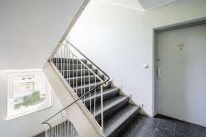 Bezugsfreie 3-Zimmer-Wohnung mit zwei Balkonen und Blick ins Grüne – Die vollständige Adresse der Immobilie erhältst du vom Anbieter., 80687 Sankt Ulrich, München – Vorschaubild 26