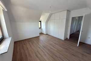 Freistehendes EFH S- Sillenbuch, 200m², herrlicher Garten, Top-Lage, Erstbezug nach Sanierung – Die vollständige Adresse der Immobilie erhältst du vom Anbieter., 70619 Sillenbuch (Ortsteil), Stuttgart – Vorschaubild 13