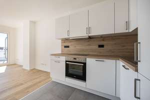 Helle 3 Zimmerwohnung mit Einbauküche und Balkon – Frankenstraße 2, 90443 Gibitzenhof, Nürnberg – Vorschaubild 2
