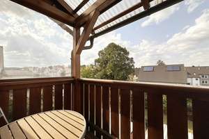 Doppelhaushälfte mit 3 Garagen, Wintergarten, Balkon und kleinem Garten! In guter Lage, Stadtteil Gl – Die vollständige Adresse der Immobilie erhältst du vom Anbieter., 95447 Glocke/Saas, Bayreuth – Vorschaubild 11