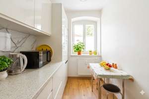 Stilvolle 3-Zimmer-Wohnung im Gründerzeithaus/Stylish and Spacious Apartment in a Historic Building – Die vollständige Adresse der Immobilie erhältst du vom Anbieter., 14467 Berliner Vorstadt, Potsdam – Vorschaubild 2