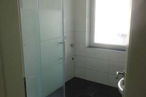 WG geeignet / Schöne helle 2 Zimmer Wohnung mit Einbauküche – Oranierring 15, 47803 Inrath/Kliedbruch, Krefeld – Vorschaubild 6