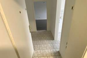 Helle Dachgeschoss-Wohnung im 2.Obergeschoss zu verkaufen