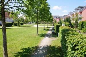 Sofort bezugsfertig - frei und unvermietet: Wohnen im Grünen: Attraktive 3-Zimmer-Wohnung direkt ... – 81825 Gartenstadt Trudering, München – Vorschaubild 4