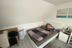 Schöne Ein-Zimmer-Dachgeschoss-Wohnung in Stuttgart-Weilimdorf – Die vollständige Adresse der Immobilie erhältst du vom Anbieter., 70499 Weilimdorf (Ortsteil), Stuttgart – Vorschaubild 3
