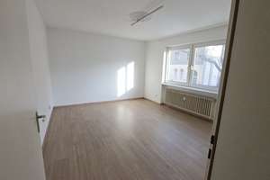 Stadtnah und komfortabel – attraktive 2-Zimmer-Wohnung in Nürnberg – Sulzbacher Straße 113, 90489 Veilhof, Nürnberg – Vorschaubild 2