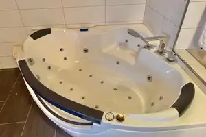 EIN GANZES HAUS -  mit Einbauküche, Whirlpool, Gallerie etc. – Mayen-Koblenz (Kreis) – Vorschaubild 16