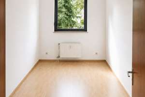 Helle 3-Zimmer-Eigentumswohnung mit Balkon und Tiefgaragenstellplatz in Köln-Weiden  – Die vollständige Adresse der Immobilie erhältst du vom Anbieter., 50858 Weiden, Köln – Vorschaubild 7