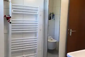 Modernisierte Wohnung mit Einbauküche und Balkon: stilvolle 2-Zimmer-Wohnung in Mainz-Finthen – Sertoriusring 313, 55126 Mainz – Vorschaubild 15