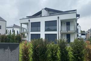 Elegante Doppelhaus-Hälfte mit Blick auf den Budenheimer Golfplatz – Am Lenneberg 42, 55257 Budenheim – Vorschaubild 1