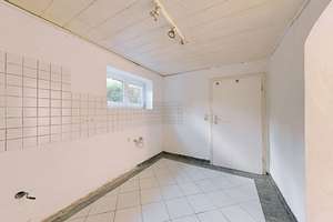 Drei Wohneinheiten, viele Möglichkeiten – Ihr Mehrgenerationenhaus mit Entwicklungschancen auf Er – Karlsbader Straße 10, 63927 Bürgstadt – Vorschaubild 9