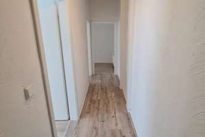 Helle 3-Zimmer-Wohnung direkt in der Göttinger Innenstadt – für WG, Paare & Berufstätige – Johannisstraße 6, 37073 Innenstadt, Göttingen – Vorschaubild 6