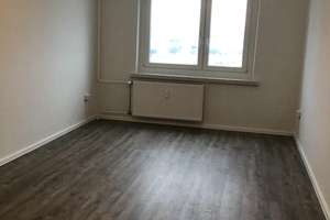 3-Raumwohnung mit Badewanne sucht neue Mieter*innen! – Rottwerndorfer Str. 3, 1257 Leuben (Stadtteil), Dresden – Vorschaubild 3