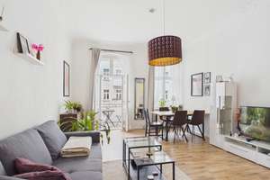 Berlin Friedrichshain 2 Zimmer Küche Bad Balkon