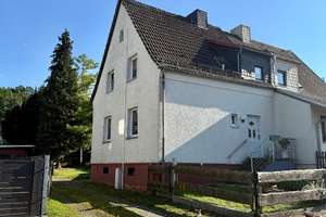 hübsche Doppelhaushälfte in Chemnitz-Glösa zu verkaufen.