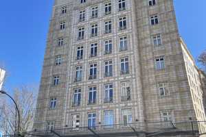 Provisionsfrei! Bezugsfreie 3-Zimmer-Wohnung in den historischen Stalinbauten am Strausberger Platz – Berlin – Vorschaubild 3