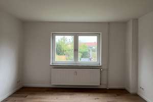 Die Wohnung fürs Leben genau HIER! - 3 Zi, EBK & Option auf Mietergarten – Mühlenbusch 37, 38448 Vorsfelde, Wolfsburg – Vorschaubild 4