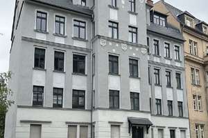 Tolle 3- Raum- DG- Wohnung mit Balkon