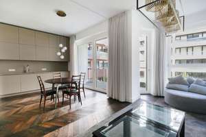 AM TACHELES – Elegante 2-Zimmer-Wohnung in Bestlage