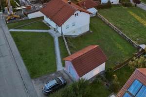 Viel Platz für die ganze Familie: Großes Einfamilienhaus  mit Garten und 3 Garagen – Die vollständige Adresse der Immobilie erhältst du vom Anbieter., 89584 Ehingen (Donau) – Vorschaubild 11