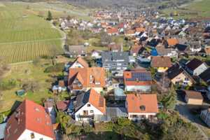 Freistehendes Einfamilienhaus in Ebringen – Breisgau-Hochschwarzwald (Kreis) – Vorschaubild 1