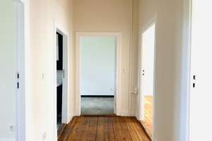 Ruhige, renovierte 3-Zimmer-Altbauwohnung mit Süd-West-Balkon nahe Spree & Mierendorffplatz – Die vollständige Adresse der Immobilie erhältst du vom Anbieter., 10589 Charlottenburg, Berlin – Vorschaubild 2